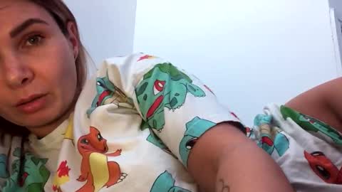 Hayle online show from October 2025 11:14:01 PM