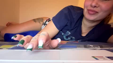 Hayle online show from January 2026 12:03:02 AM