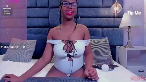 Snapshot of hazel_lanee chatting on June 2026 05:48:01 AM hazel_lanee online show from June 2026 05:48:01 AM