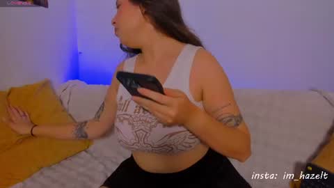 Snapshot of hazel_shy chatting on July 2026 09:25:01 PM Im Hazel online show from July 2026 09:25:01 PM