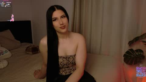 Snapshot of hazelhayess chatting on May 2026 04:01:02 PM hazelhayess online show from May 2026 04:01:02 PM