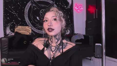 Hazell Witch online show from February 2026 04:44:01 PM