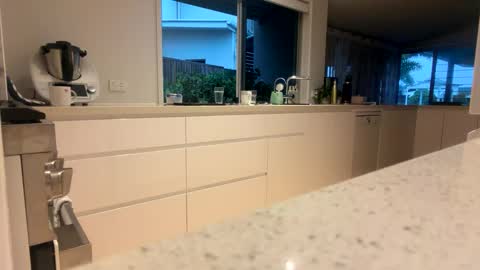 h babe online show from February 2026 07:43:01 PM