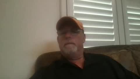 Snapshot of hdeuce22 chatting on June 2026 11:27:02 PM Hdeuce22 online show from June 2026 11:27:02 PM