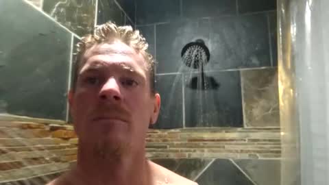 heags83 online show from December 2024 11:18:02 PM