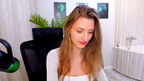 heartedlove_1 online show from February 2025 06:49:02 AM