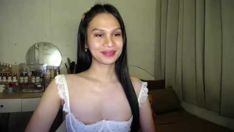 Snapshot of heather_bbyy chatting on November 2025 07:56:02 PM heather_bbyy online show from November 2025 07:56:02 PM