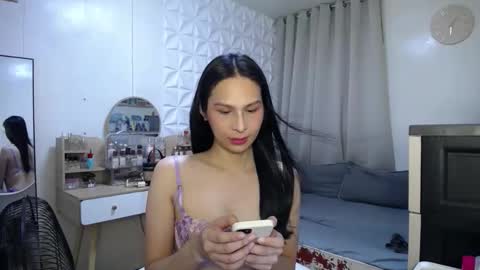 Snapshot of heather_bbyy chatting on April 2026 07:03:02 AM heather_bbyy online show from April 2026 07:03:02 AM