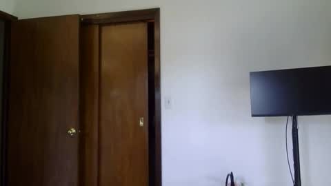 Snapshot of heatwavee chatting on April 2026 02:43:02 PM heatwavee online show from April 2026 02:43:02 PM