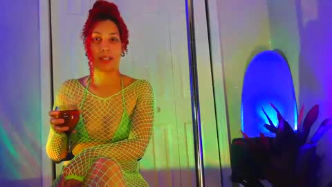 Heavenllyy online show from January 2025 11:13:01 PM