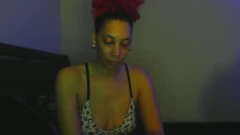 Heavenllyy online show from April 2026 04:07:01 AM