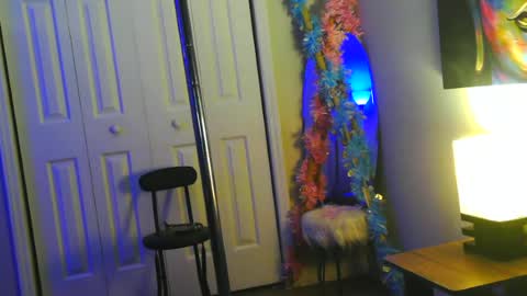 Heavenllyy online show from June 2026 01:50:01 AM