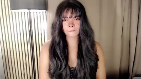 KENDAL online show from December 2025 01:11:01 AM