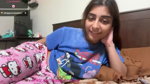 Snapshot of heavensbunny chatting on February 2026 02:15:02 AM heaven the muslim slut online show from February 2026 02:15:02 AM
