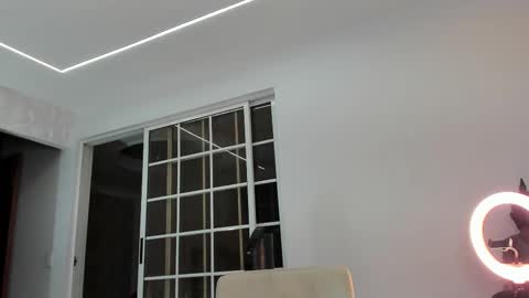 Thor online show from February 2025 03:01:02 AM