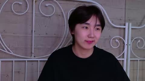 HEEJIN online show from March 2026 04:23:01 AM