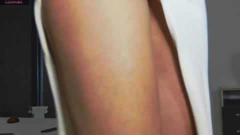 Helen online show from April 2026 06:25:02 AM