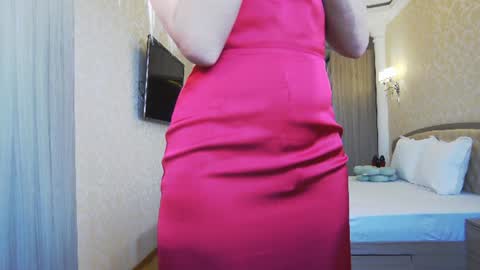 Snapshot of hefner_girl chatting on July 2026 05:10:02 AM Helen online show from July 2026 05:10:02 AM