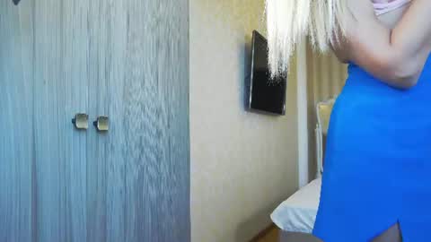 Snapshot of hefner_girl chatting on July 2026 05:16:01 AM Helen online show from July 2026 05:16:01 AM