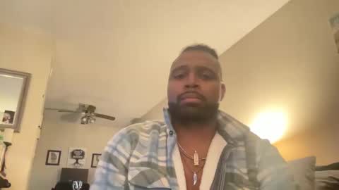 Snapshot of hegotthatlongdick chatting on January 2025 07:07:01 AM BBCakezz3 online show from January 2025 07:07:01 AM