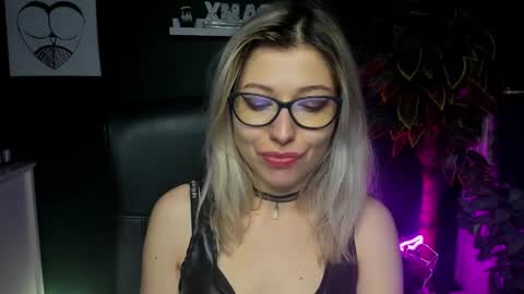 Heidi online show from December 2024 01:46:01 PM