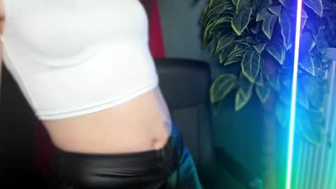Snapshot of heidi_pleasure chatting on April 2026 12:29:02 PM Heidi online show from April 2026 12:29:02 PM