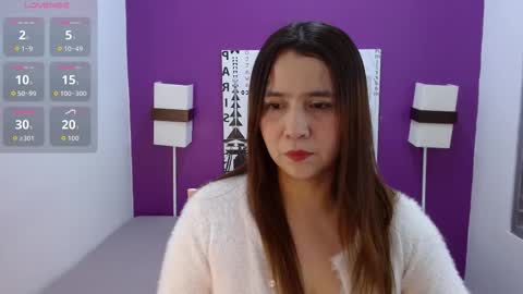 Snapshot of heidy_wells chatting on December 2025 12:47:02 PM Heidy online show from December 2025 12:47:02 PM