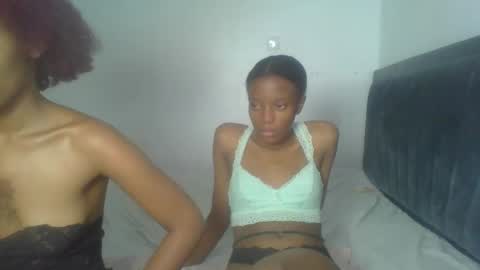 Snapshot of heilybunny chatting on April 2026 01:41:02 PM heilybunny online show from April 2026 01:41:02 PM