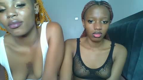Snapshot of heilybunny chatting on May 2026 09:55:02 PM heilybunny online show from May 2026 09:55:02 PM