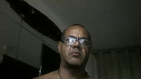 Snapshot of heistt chatting on September 2025 11:40:01 PM Heist Stein online show from September 2025 11:40:01 PM