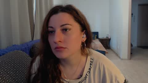 Snapshot of helen_adams_ chatting on July 2026 06:10:01 AM helen_adams_ online show from July 2026 06:10:01 AM