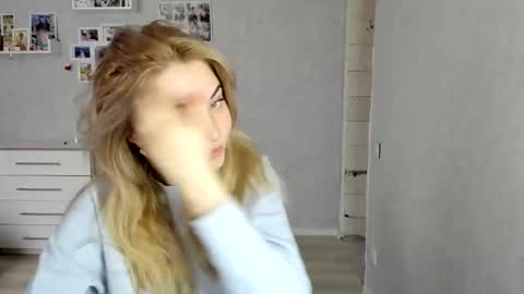 Helen sven online show from February 2026 01:18:01 PM