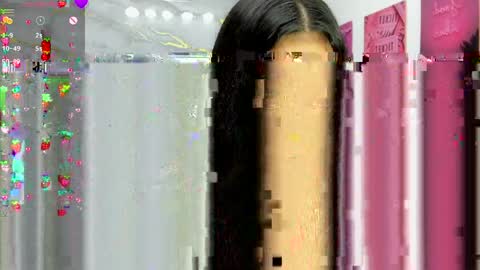 Snapshot of helen_russoo chatting on April 2026 07:05:02 PM Helen online show from April 2026 07:05:02 PM