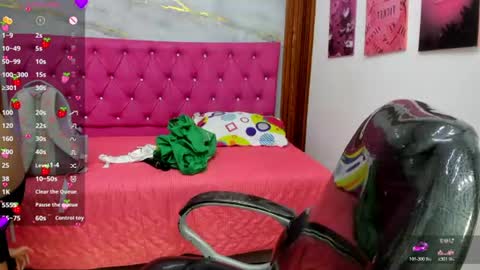 Snapshot of helen_russoo chatting on July 2026 07:53:02 PM Helen online show from July 2026 07:53:02 PM