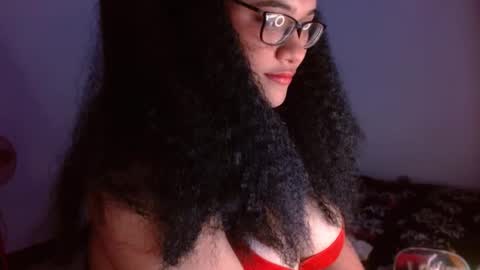 Helena online show from January 2025 03:02:01 PM