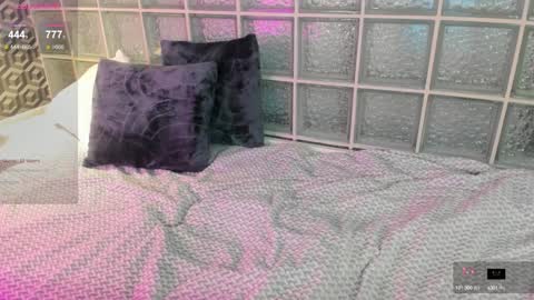 Snapshot of helena_lorente chatting on February 2025 11:47:01 PM Helen online show from February 2025 11:47:01 PM