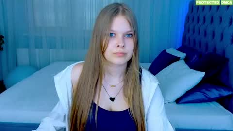 Snapshot of helena_tvs chatting on May 2026 09:27:02 AM Helena online show from May 2026 09:27:02 AM