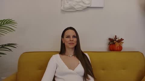 Helen online show from October 2025 06:31:01 PM