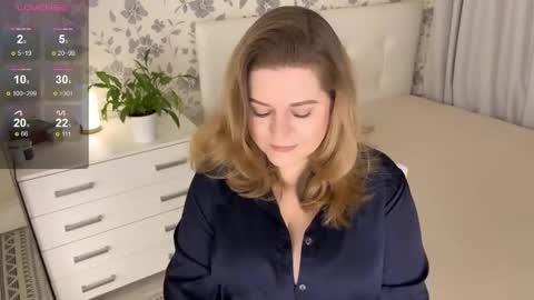 Helena Bonham online show from November 2025 10:00:02 PM