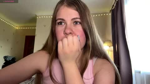 Chloe online show from May 2026 11:38:02 AM