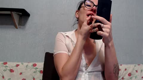 HelenRed online show from December 2024 10:56:02 AM