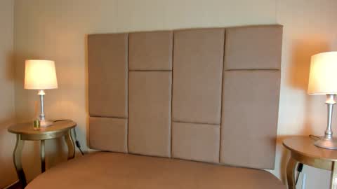 Helen or Hells online show from March 2026 12:02:02 PM