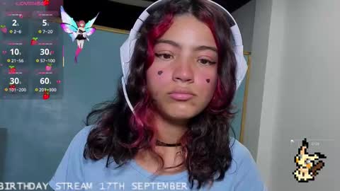 Helia Transfem and Amy online show from September 2025 03:12:02 PM