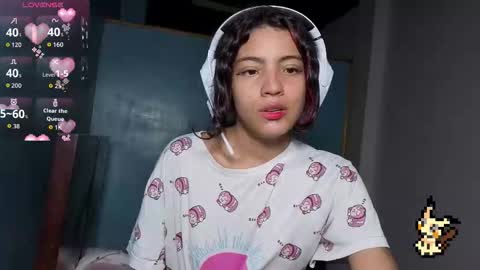 Helia Transfem and Amy online show from November 2025 12:27:02 PM