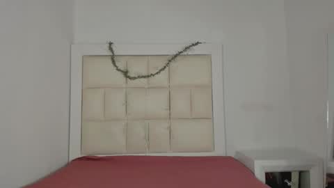 Snapshot of hellen__smith_ chatting on November 2025 04:45:02 AM hellen__smith_ online show from November 2025 04:45:02 AM