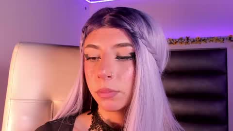 Snapshot of hellen__smith_ chatting on July 2026 10:31:02 PM hellen__smith_ online show from July 2026 10:31:02 PM