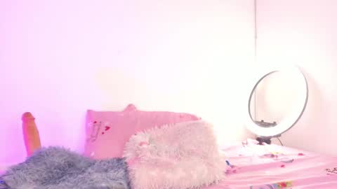 Snapshot of hellen_hylls chatting on March 2025 04:35:02 AM Hellen online show from March 2025 04:35:02 AM