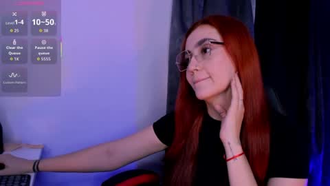 Snapshot of hellena_1 chatting on June 2026 05:57:02 PM Juliet online show from June 2026 05:57:02 PM