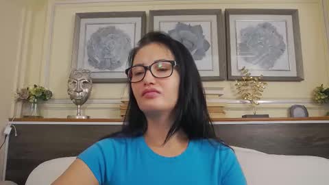    online show from November 2025 03:49:02 AM