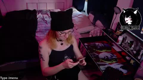 Snapshot of hellfire_girl chatting on June 2026 01:32:02 AM Hayley online show from June 2026 01:32:02 AM